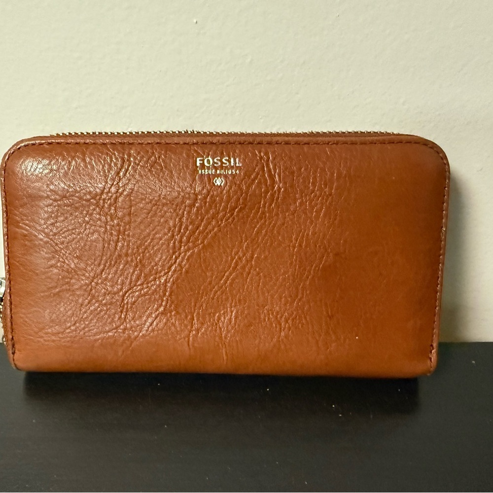 Fossil Men's Brown Leather Wallet